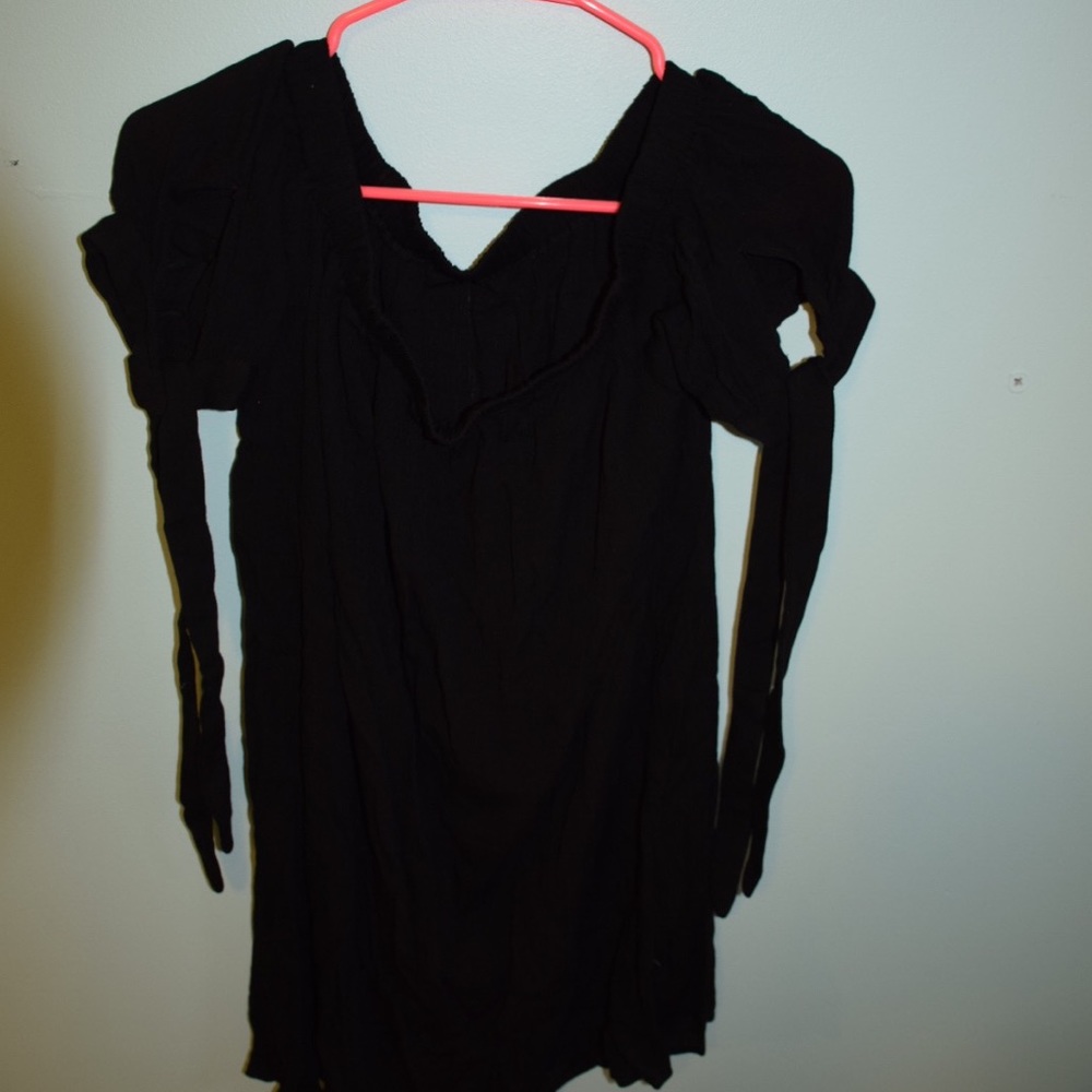 Black strapless dress